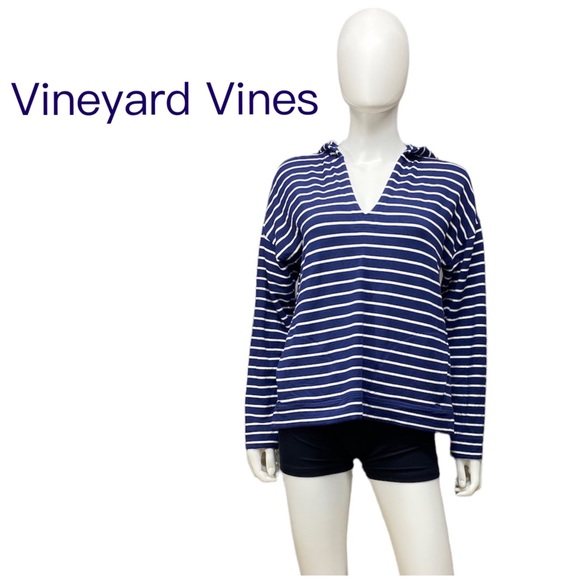 Vineyard Vines Tops - ⭐️Vineyard Vines Striped Dreamcloth Stripe Hoodie [T60]